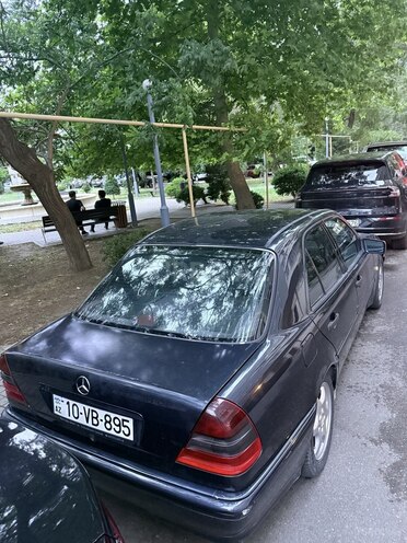Mercedes C 240-13