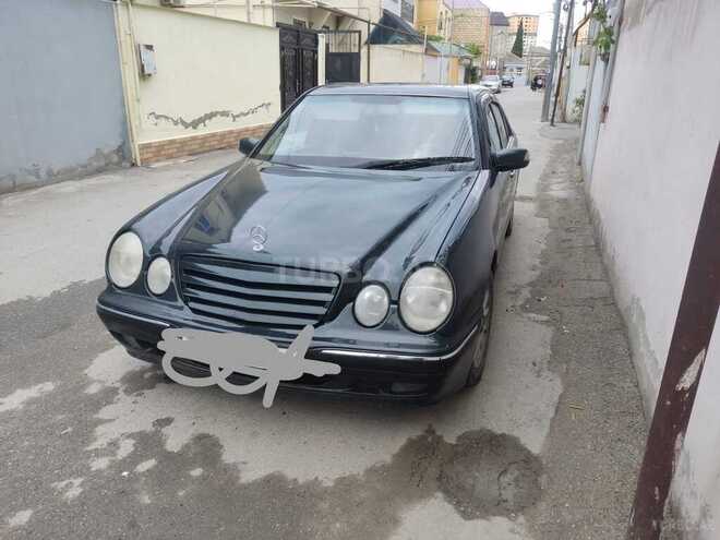 Mercedes E 220-5