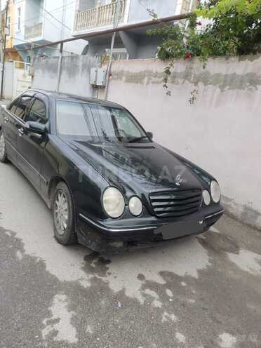 Mercedes E 220-4