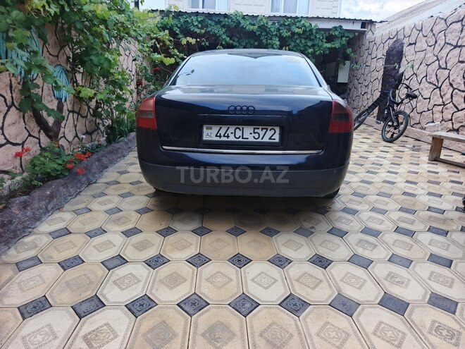 Audi A6-4
