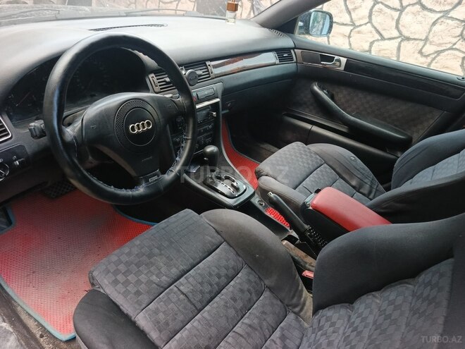 Audi A6-7