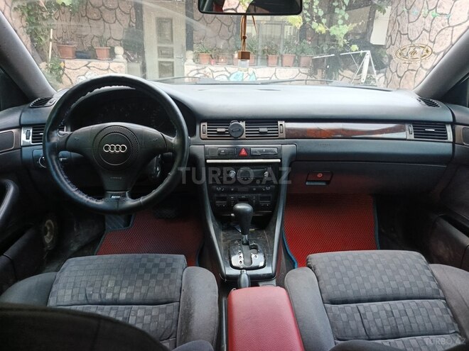 Audi A6-5