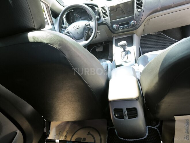 Kia Cerato-4