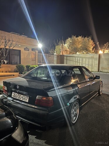 BMW 318-3