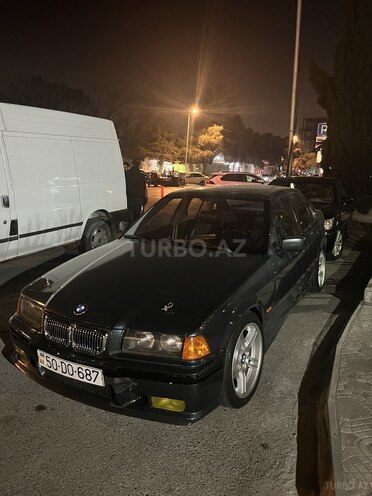 BMW 318-5