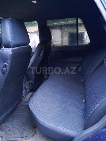 Toyota Hilux Surf-3