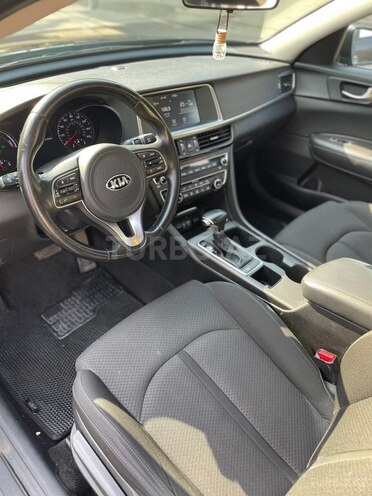 Kia Optima-9