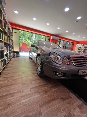 Mercedes E 220-5