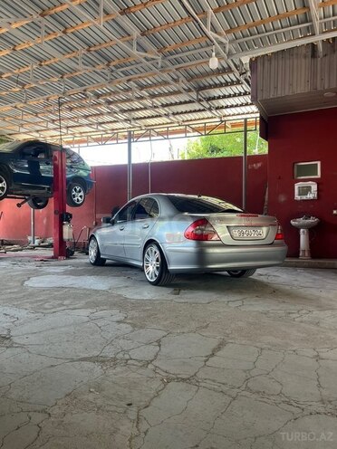 Mercedes E 220-9