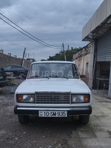 LADA (VAZ) 2107-1
