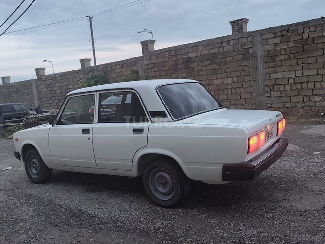 LADA (VAZ) 2107-4