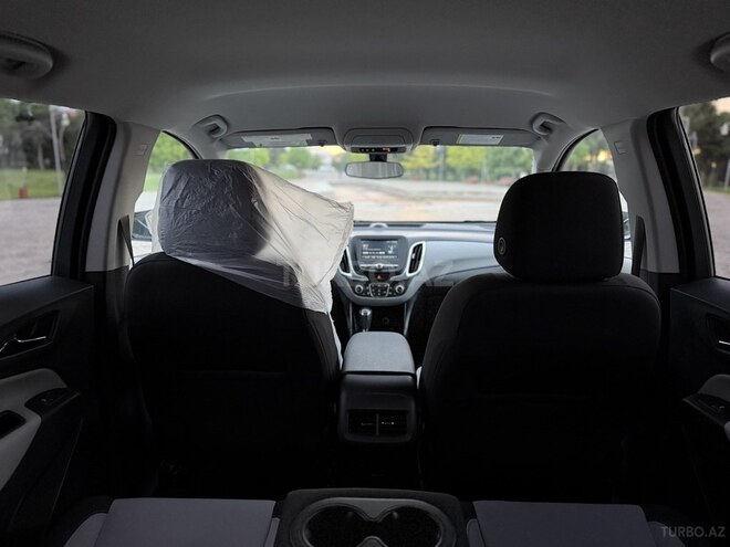 Chevrolet Equinox-7