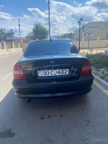 Opel Vectra-6