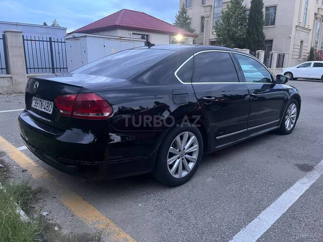 Volkswagen Passat-2