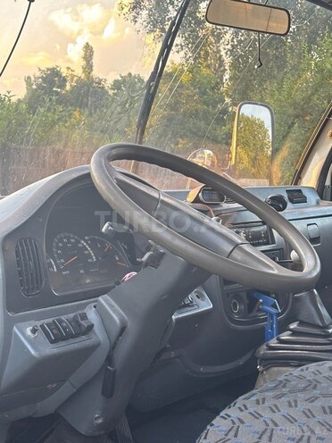 Mercedes 812 D-12