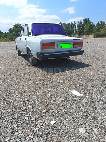 LADA (VAZ) 2107-2
