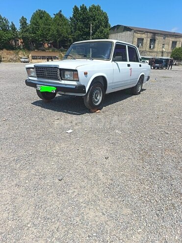 LADA (VAZ) 2107-1