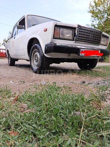 LADA (VAZ) 2107-4