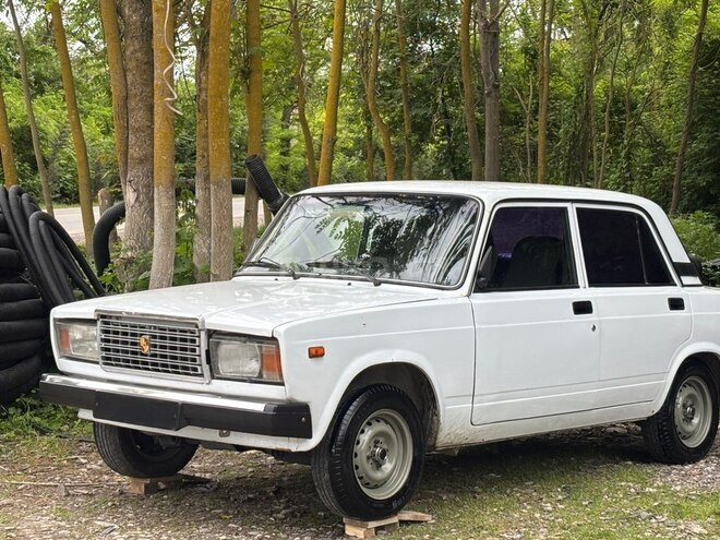 LADA (VAZ) 2107-10