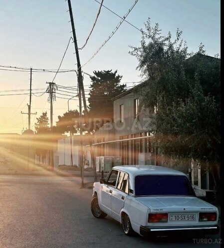 LADA (VAZ) 2107-8
