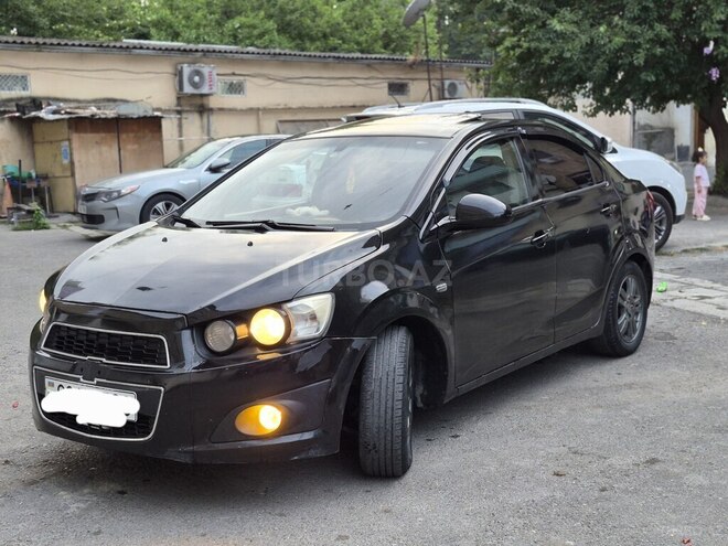 Chevrolet Aveo-3