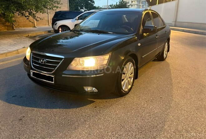 Hyundai Sonata-1