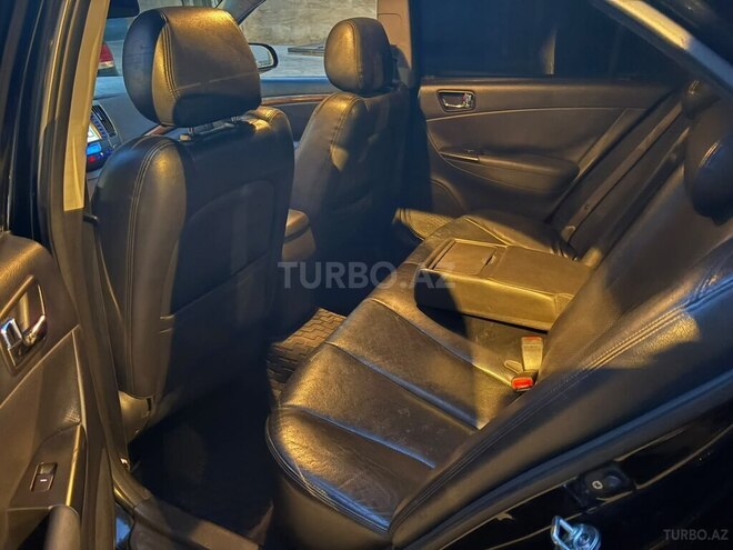 Hyundai Sonata-8