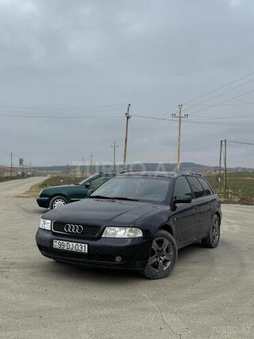 Audi A4-2