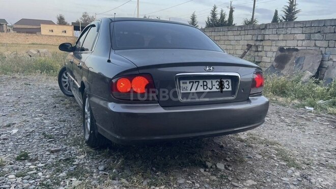 Hyundai Sonata-5