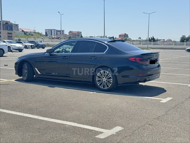 BMW 530-13