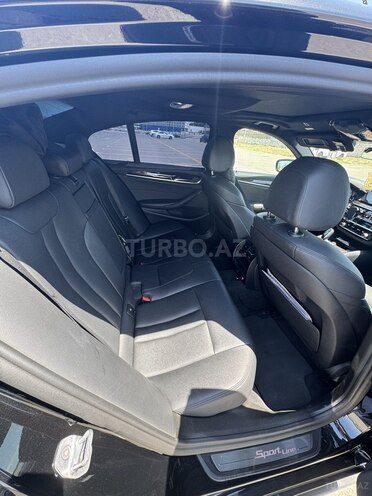 BMW 530-10