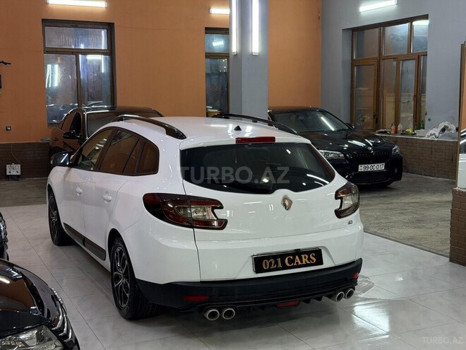 Renault Megane-15