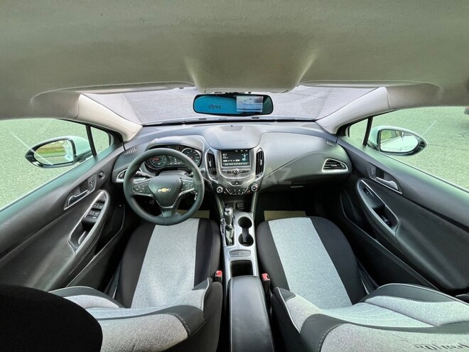 Chevrolet Cruze-6