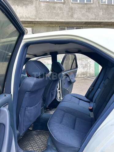 Mercedes C 200-5