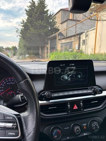Kia Forte-14