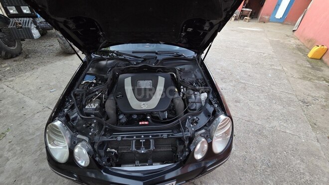 Mercedes E 350-5