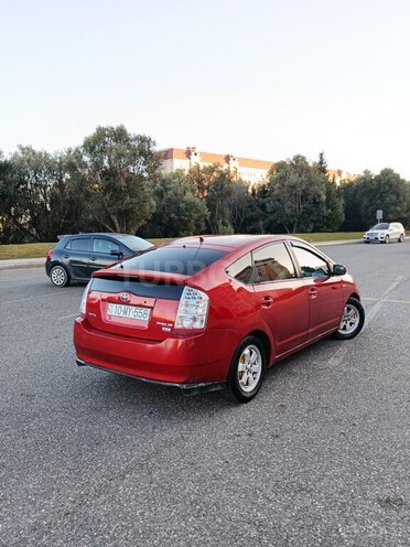 Toyota Prius-2