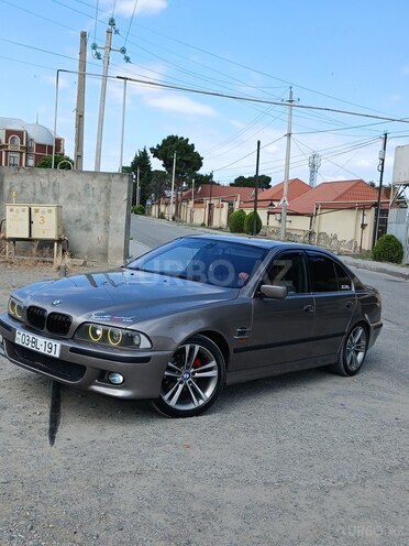 BMW 523-1