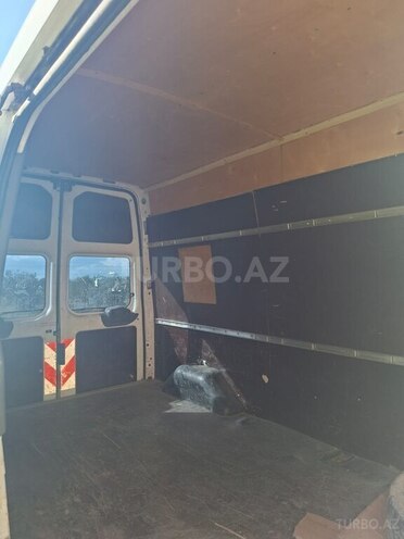 Ford Transit-2