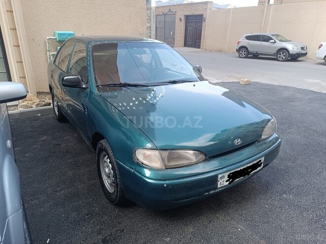 Hyundai Accent-3