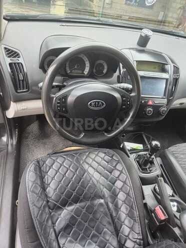 Kia Ceed-4