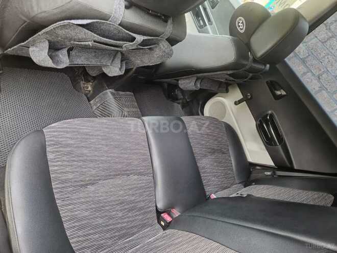 Kia Ceed-9
