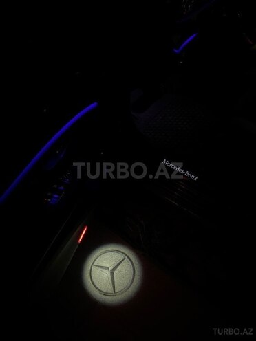 Mercedes E 300 de-7