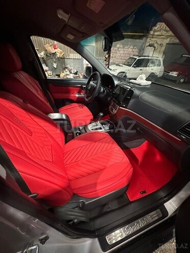Hyundai Santa Fe-9