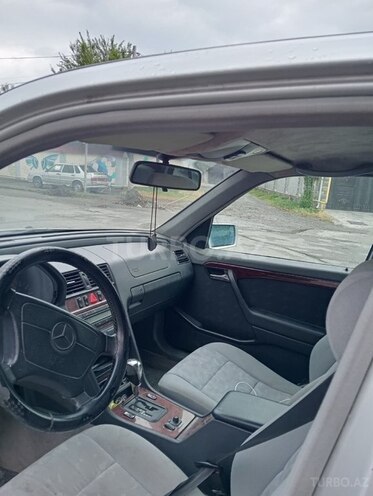 Mercedes C 200-6