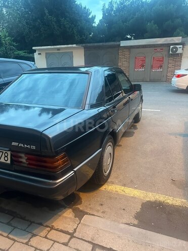 Mercedes 190-6
