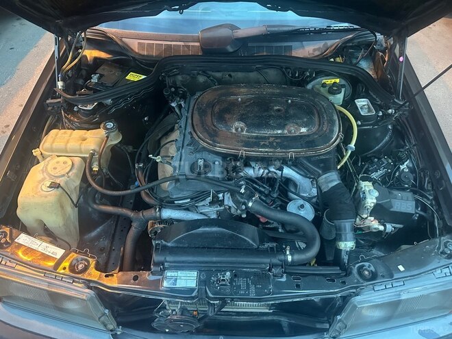 Mercedes 190-15