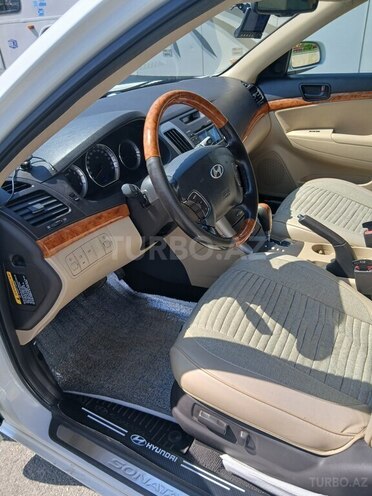 Hyundai Sonata-3