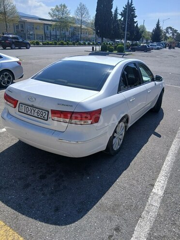 Hyundai Sonata-5
