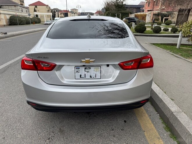 Chevrolet Malibu-5